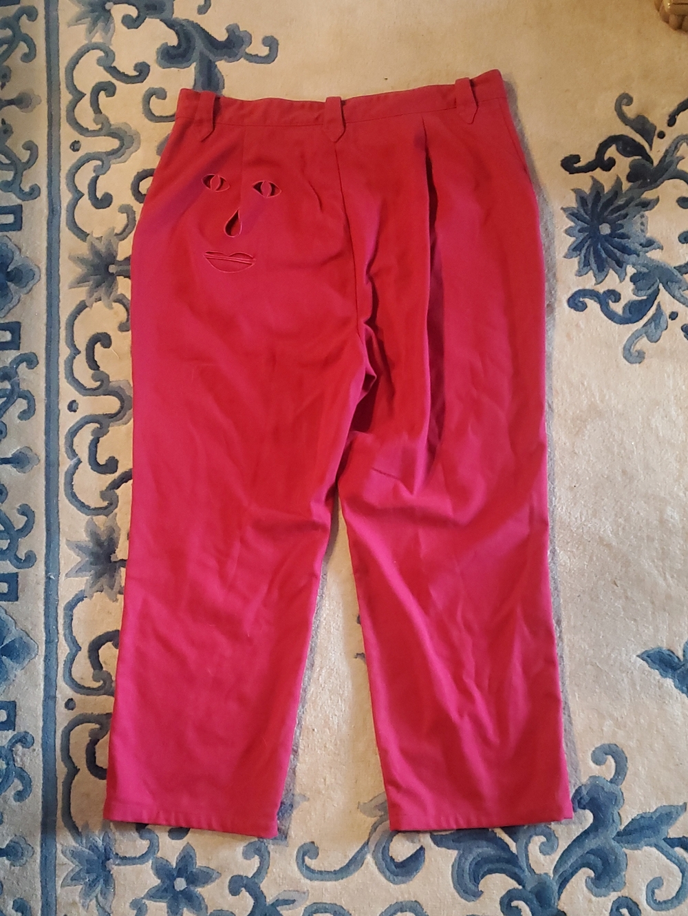 Fashion Brand Company Face Cut-out Magenta pants